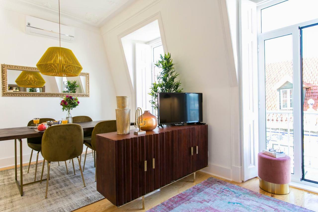 2 Beautiful Upscale Flat Embracing Tejo! Apartamento *
