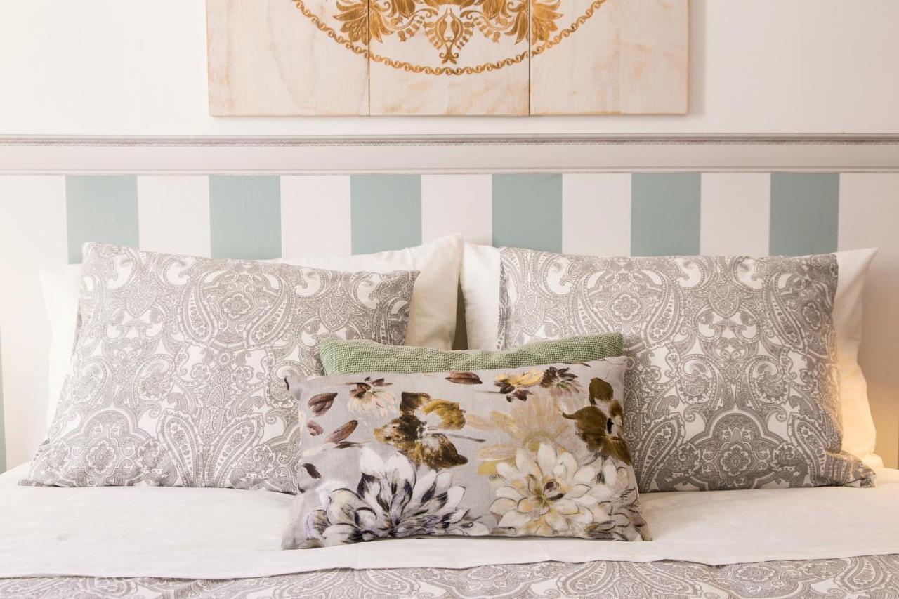2 Beautiful Upscale Flat Embracing Tejo! Lisboa